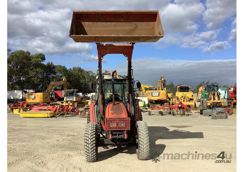 caption 2008 Massey Ferguson 4235 4WD Tractor / Loader