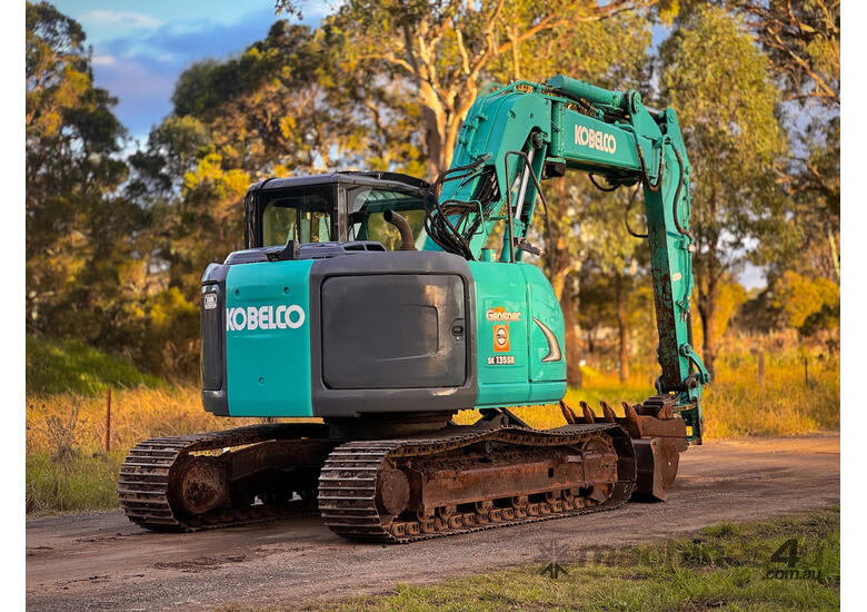 Kobelco SK135SR Tracked-Excav Excavator