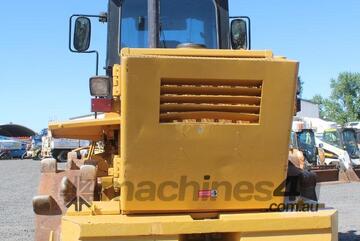 Caterpillar 1995   938F