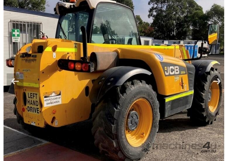 caption 2014 JCB 531-70 TELEHANDLER U4821