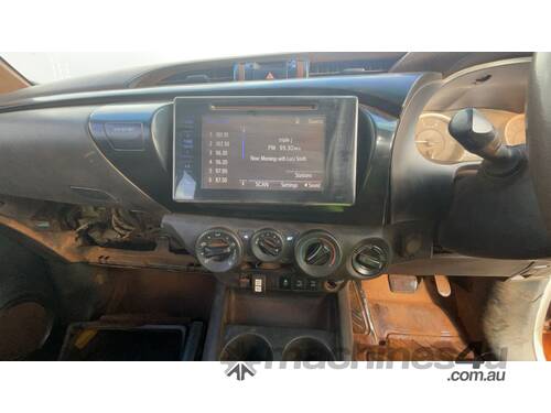 caption 2019 Toyota Hilux SR Diesel