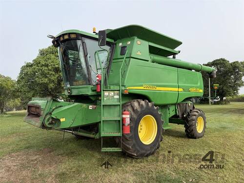 caption 2004 JOHN DEERE 9650 STS COMBINE HARVESTER