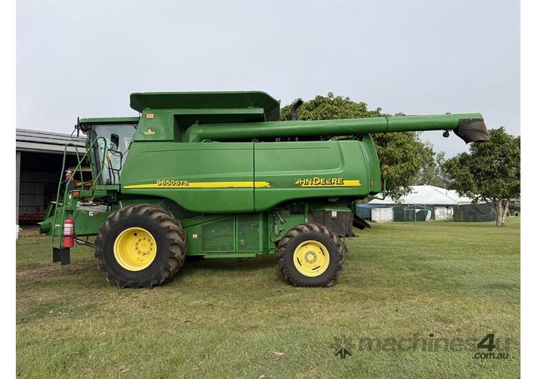 caption 2004 JOHN DEERE 9650 STS COMBINE HARVESTER