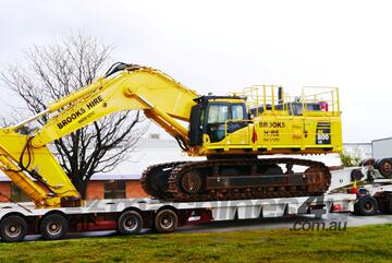 Komatsu PC800LC-8 Excavator Steel Tracked - 85t for  