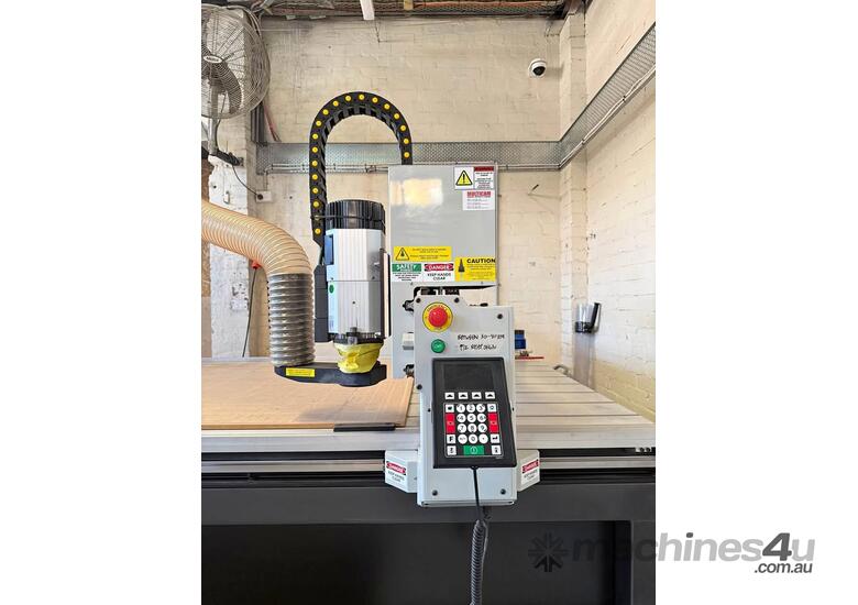 Multicam CNC 2515 For Sale – Low Hours, Excellent Condition, Fully Equipped