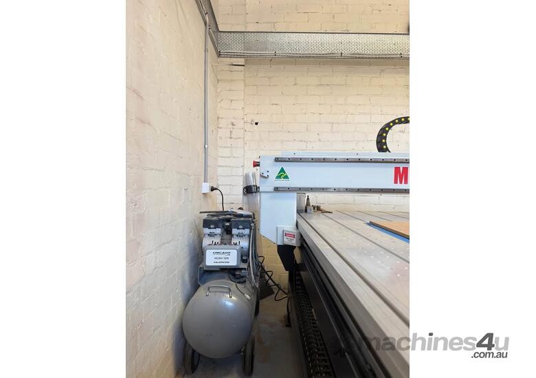 Multicam CNC 2515 For Sale – Low Hours, Excellent Condition, Fully Equipped