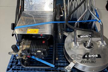 HYPERC2015 Pressure Washer & Whirlaway