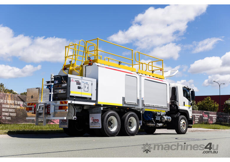 Isuzu FVZ 260-300 Service Body Truck