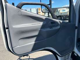 2021 Hino 300 616  Refrigerated Pantech - picture1' - Click to enlarge