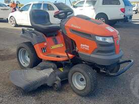 Husqvarna YTH2754 Twin - picture0' - Click to enlarge