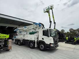 2024 ZOOMLION TRUCK MOUNTED CONCRETE PUMP 43X-5RZ - picture0' - Click to enlarge