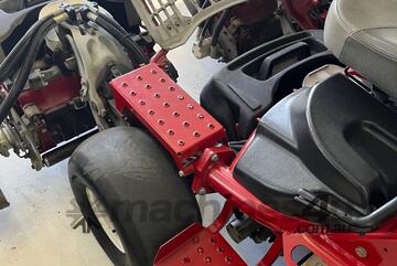 Toro Ride on Greensmaster 3300 Triflex, low hours great condition.