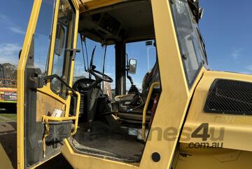 2007 Bomag BW211D-4 Articulated Smooth Drum Roller 2007 Bomag BW211D-4 Articulated Smooth Drum Roller