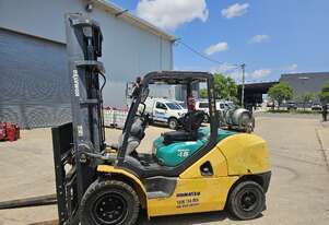 Ex-Fleet Komatsu FG45T-10 Forklift
