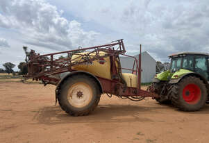 Hardi   4018 Boom Spray Sprayer