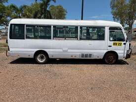 1998 Toyota Coaster Bus - picture2' - Click to enlarge