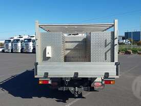 Fuso Canter - picture2' - Click to enlarge