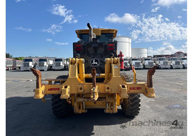 2011 John Deere 770GP Grader