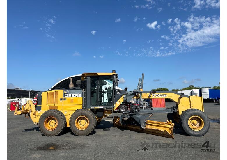 2011 John Deere 770GP Grader