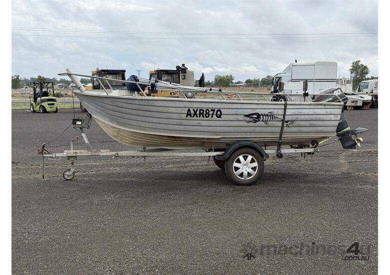 STACER SEAMASTER BOAT 