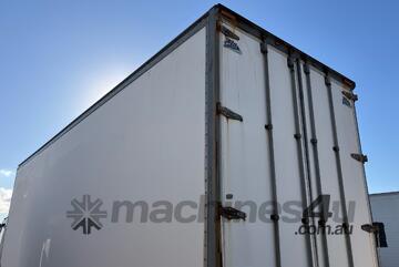 2013 Volvo FE340 Refrigerated Pantech