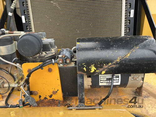 2013 Caterpillar CW34 Pneumatic Roller