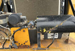 2013 Caterpillar CW34 Pneumatic Roller