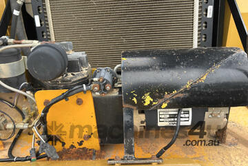 2013 Caterpillar CW34 Pneumatic Roller