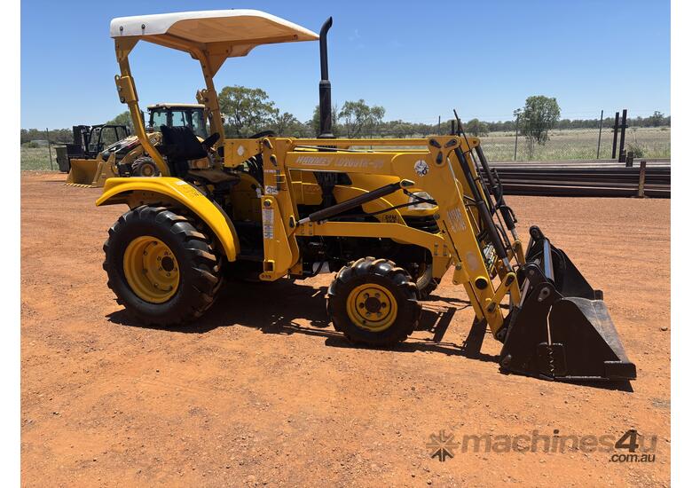 Daedong East Wind DFM254 Tractor and Attachments