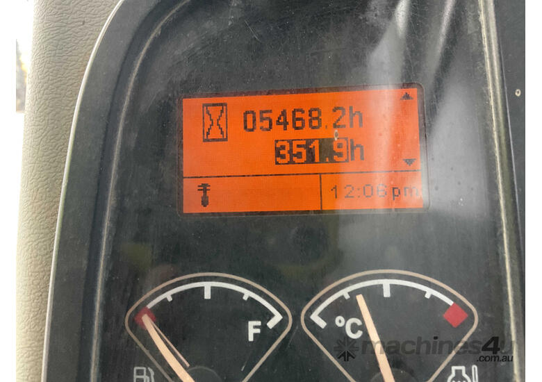 Volvo ECR88 Plus Excavator (Rubber Padded)