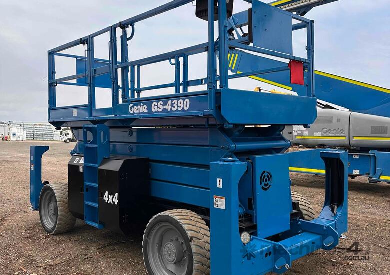 2015 Genie GS4390RT - 43ft Rough Terrain Scissor Lift