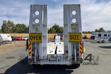 2005 Drake Tri Axle Low Loader O.D 3 Row 8 Deck Widener