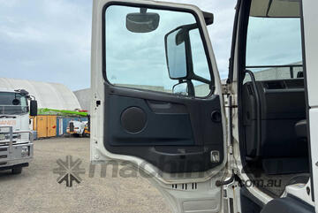 2011 Volvo FM 460 Prime Mover Day Cab