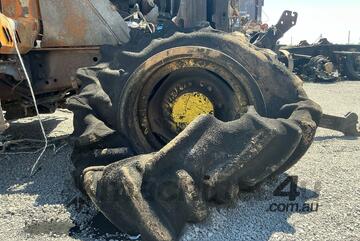 John Deere 2021   6110 Tractor