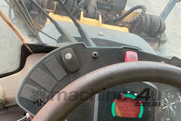 2011 Caterpillar 908H Wheeled Loader