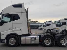 Volvo FH16 Globetrotter - picture2' - Click to enlarge