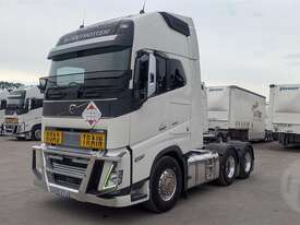 Volvo FH16 Globetrotter - picture1' - Click to enlarge