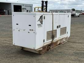 2011 FG WILSON P165-2 GENERATOR - picture2' - Click to enlarge