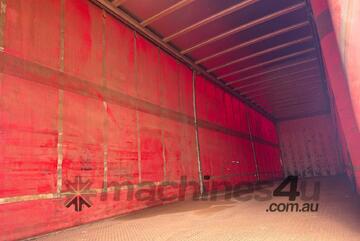 2006 Vawdrey VB-S3 Tri Axle Flat Top Curtainsider B Trailer