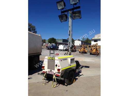 LIGHTING TOWERS BEST RATES SHORT/LONG TERM - Hire