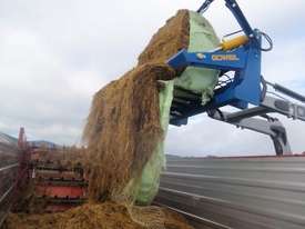 Goweil Round Bale Slicer Bale Chopper Hay/Forage Equip - picture0' - Click to enlarge