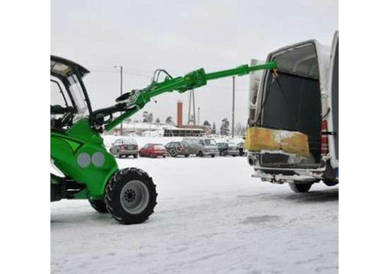 caption AVANT TELESCOPING JIB BOOM