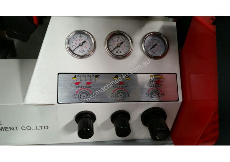 caption NANXING Auto Edgebander w/ Pre-milling, Pre-melt, Corner Rounding | NB7PCG | 26m/min