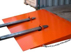 CONTAINER ENTRY RAMP - 6500 Kg SWL - picture0' - Click to enlarge