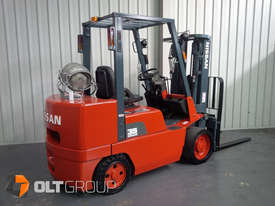 Nissan CUGJ02F35U 3.5 ton forklift for sale cushion tyre forklift with container mast - picture2' - Click to enlarge