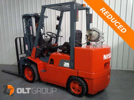 Nissan CUGJ02F35U 3.5 ton forklift for sale cushion tyre forklift with container mast - picture0' - Click to enlarge