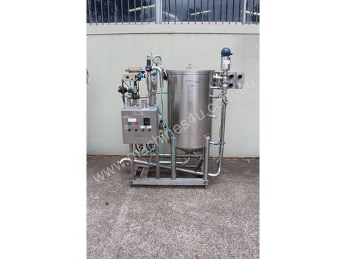 Tank with Heat Exchanger