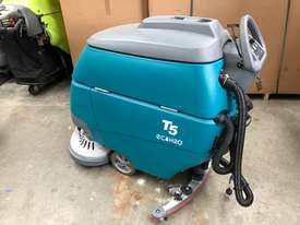 Used Tennant T5 scrubber - picture0' - Click to enlarge