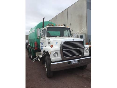 Ford LNT8000 Water truck Truck