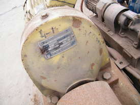 oil  pump Ebsray - picture2' - Click to enlarge